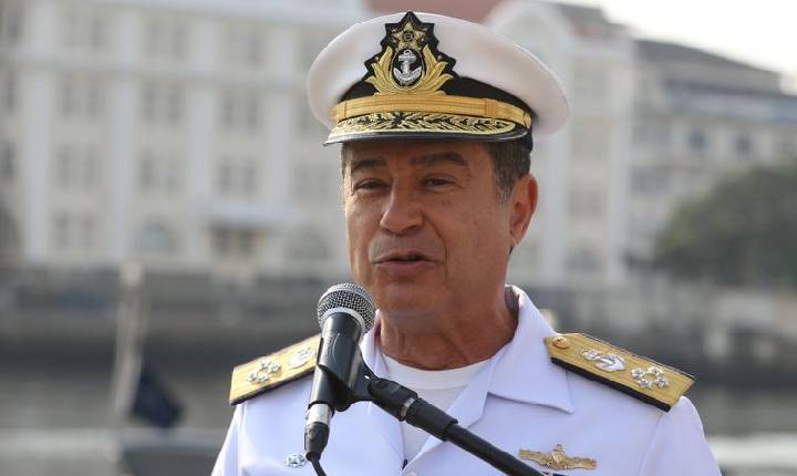 Fux vota pela absolvição de ex-comandante da Marinha Almir Garnier